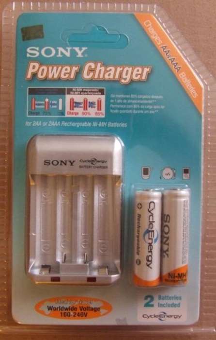 Charger with 2 x AA batteries!!!!!!!!!!